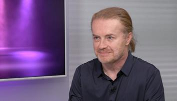 Před smrtí bych si chtěl zahrát death metal, říká houslista Šporcl