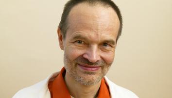 Doktor Nešpor radí: Kdy jsem závislý na alkoholu? Jak se léčit?