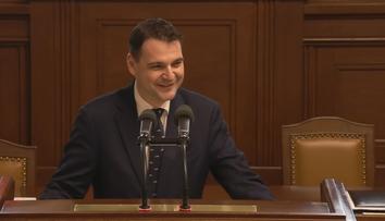 V létě je horko, zhodnotil po kritice opozice Macinka vlnu veder