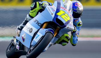Salač si v Silverstonu zajel životní výsledek. V MotoGP kraloval Bagnaia