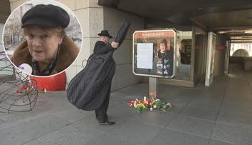 Detaily rozloučení s Chramostovou: Čestná stráž a květiny na jevišti!