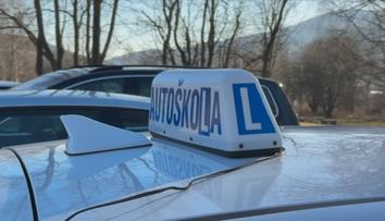 Žena uvěřila nabídce řidičáku bez autoškoly a zkoušek. Přišla o desítky tisíc korun