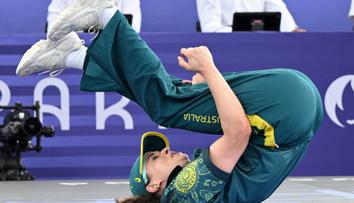 Virální breakdancerka z Austrálie nedostala ani bod. Rozhodčí řekl proč