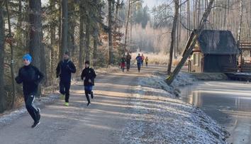 Lidé trávili poslední den roku 2024 všelijak: Sportem, jídlem i kulturou