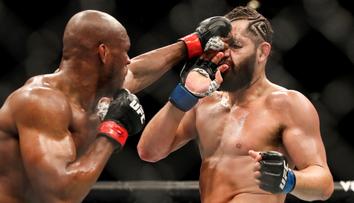 Usman tvrdým hákem ukončil Masvidala, UFC rozdalo tři tituly