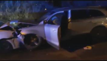 Řidič v Ústí ujížděl před policií. Při honičce zdemoloval další tři auta