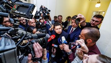 Jsem dobrý táta, hájil se před soudem Babiš. Expremiér se neubránil slzám