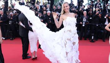 Jako víla z pohádky. Petra Němcová oslnila na světovém festivalu