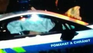Nabourané policejní BMW asi půjde do šrotu, myslí si expert