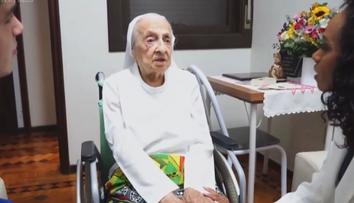 Zemřela nejstarší žijící osoba. Brazilské jeptišce bylo úctyhodných 116 let