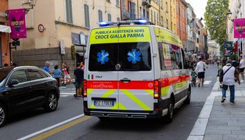 Český školní zájezd v Itálii se změnil v noční můru. V nemocnici skončilo 25 dětí