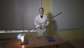 Veřejnosti se otevřely brány škol. Studenti předváděli vědecké pokusy