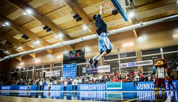 Nejlepší smeč ve finále Junior NBA. Vítěz jede do Londýna!