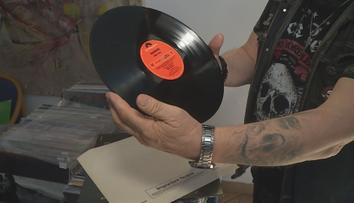 Vinylové desky jedou. Ve Valašském Meziříčí se sešli nadšenci z širokého okolí