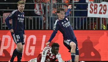Lyon v deseti ubránil remízu. Šulc v základu, Karabec neodehrál ani minutu