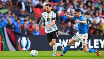 Argentina v bitvě gigantů přejela Itálii, Chiellini se loučil porážkou