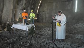 Začala ražba tunelu na dálnici D35. Panují obavy z nestabilního terénu