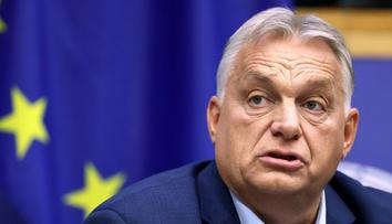 Orbánova vláda směřuje k odchodu z EU. Je to dlouhodobý záměr, říká maďarský expremiér