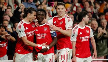 Arsenal je po dvaceti letech ve finále Ligy mistrů! Rozhodl Saka