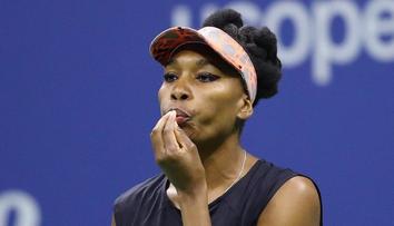 Šok na US Open! Venus finále hrát nebude, nepomohl jí ani kanár