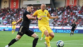 Trnava hrála skoro celý zápas přesilovku, ale nevyhrála. Aston Villa míří do EKL