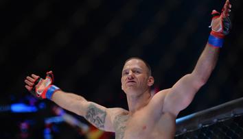 K. O. magazín: Fighter Ondruš promluvil o svém konci, Jindrová zase o startu v PFL