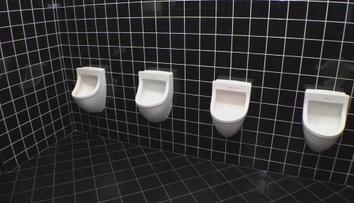 Veřejné záchody mají být v Praze zdarma. WC potkáte každých 300 metrů