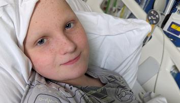 Rodina si podle příznaků myslela, že má chlapec jen rýmu. Zemřel na rakovinu