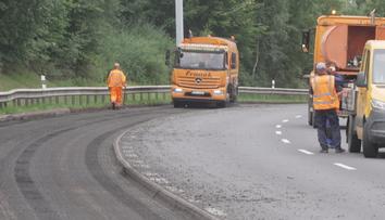 Žádné peníze pro kraje na opravu silnic: Ptejte se odborníka