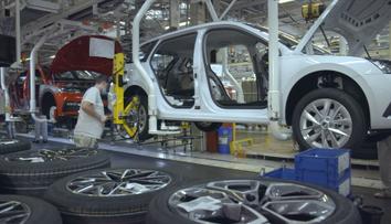 Ústupky od Green Dealu detailně: Nová auta na benzín a naftu si stejně nekoupíme