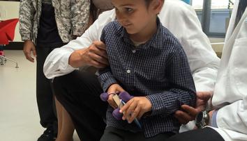 Ashya King (6) se vrátil do Česka! Oslaví tu vyléčení z rakoviny