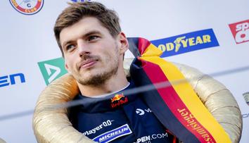Verstappen ovládl v Austinu i hlavní závod. Stahuje náskok Piastriho
