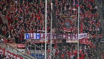 Ostuda fanoušků Bayernu! Za sprosté transparenty jim hrozí tvrdý flastr