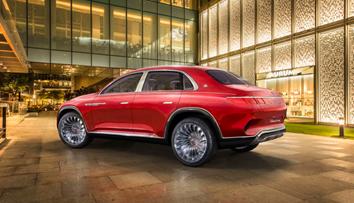 Kýčovitý kříženec SUV a limuzíny: Maybach Ultimate Luxury
