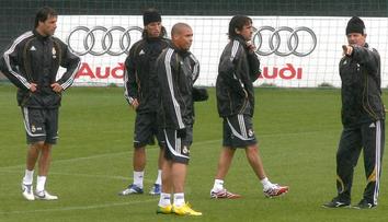 Šokující přiznání trenéra: V kabině Realu páchl alkohol, mohl za to Ronaldo