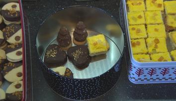 Lidé o svátcích vyhodí kilogramy jídla. Nejvíc plýtvají mladí