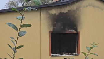 Kvůli sazím v komíně vyhoří ročně stovky domů. Dá se tomu předcházet, upozorňují hasiči