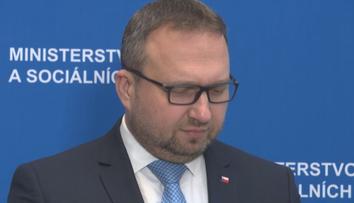 Jurečkův úřad prověřuje inspekce. Kvůli pití alkoholu na vánočním večírku