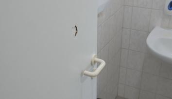 Záchodoví zloději řádí na pardubickém hřbitově. Škoda už přesahuje desítky tisíc