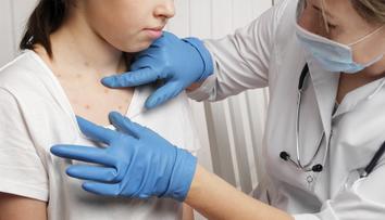Na Evropu se řítí smrtící virus. Šest věcí, které podle expertů musíte vědět