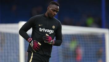 Mendy předvedl v Arábii šílený kiks. Hattrickem ho musel zachránit Firmino