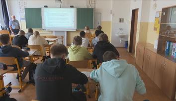Rodiče zuří kvůli Ukrajině v učebnici. Ostatní lidé se jim vysmáli