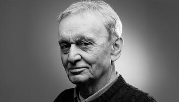 Odešla mimořádná osobnost českého divadla. Jan Dušek zemřel ve věku 83 let