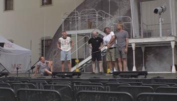 Brno ovládly Letní shakespearovské slavnosti. Bouře má derniéru na Špilberku