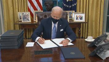 Biden hned po nástupu začal měnit tvář USA! Vydal první rozhodnutí