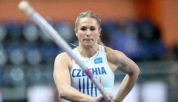 Velká zpráva z české atletiky. Hvězdná tyčkařka oznámila těhotenství