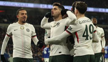 Chelsea je prvním semifinalistou Carabao Cupu. Dvěma góly rozhodl střídající Garnacho