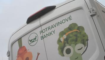Paní Červeňáková by Vánoce sama nezvládla. Pomáhají potravinové banky