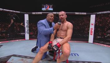 Vítězství v UFC i se zlomeným kotníkem. Klein předvedl další úžasný výkon