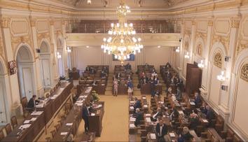 Sněmovna zrušila automatické zakládání datových schránek. Lidé o ně budou žádat